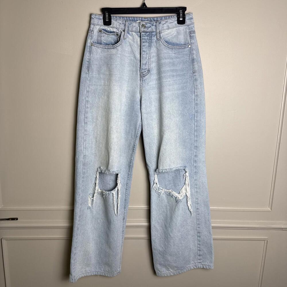 And Now This Women’s Light Wash Straight Leg Distressed Jeans Size 30 / 29